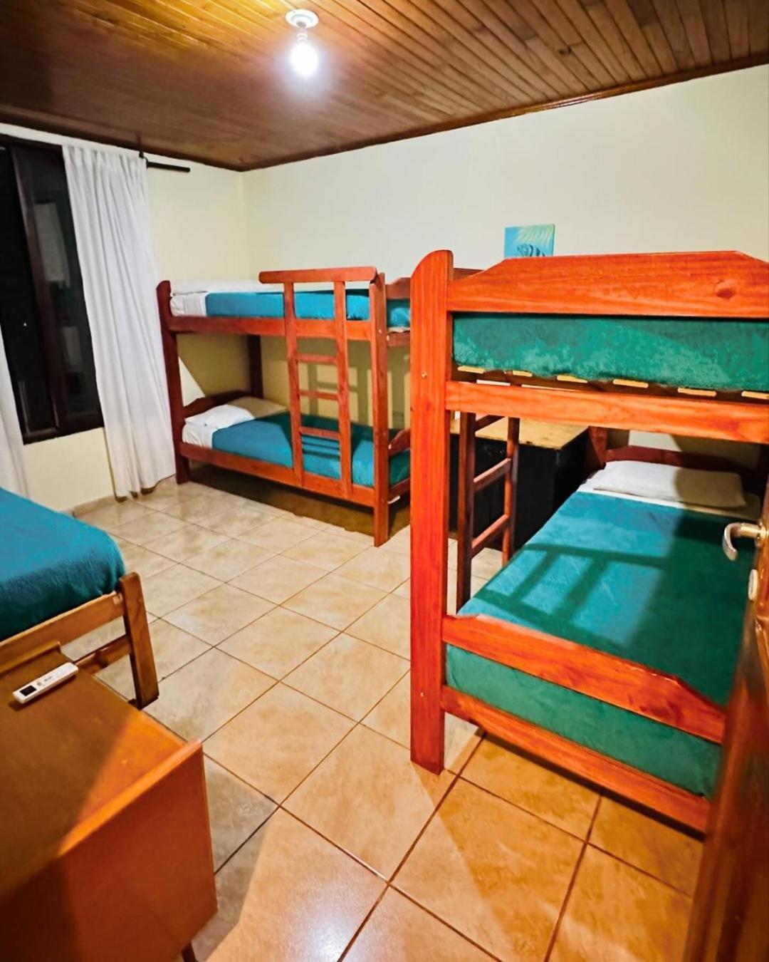 Benteveo Hostel Iguazu Puerto Iguazú Zewnętrze zdjęcie