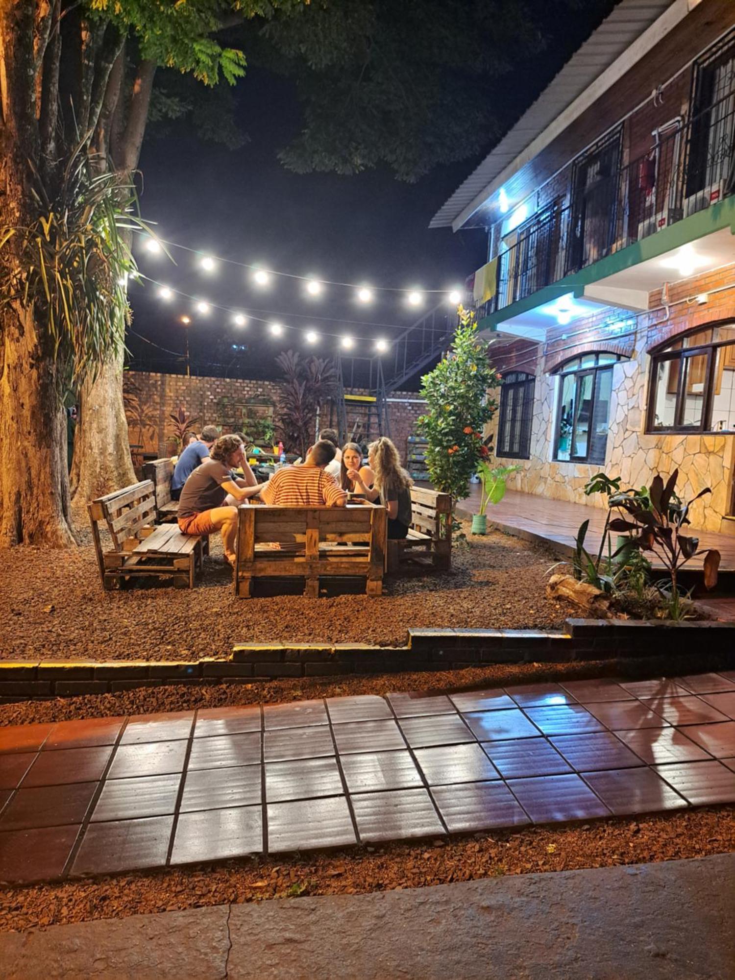Benteveo Hostel Iguazu Puerto Iguazú Zewnętrze zdjęcie